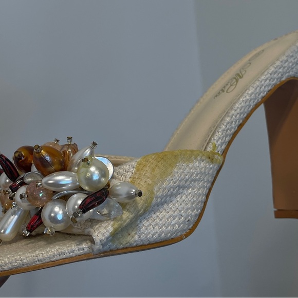 2 Elegant Beige with Gold Accents Heels for $20 - Picture 8 of 10